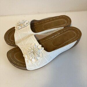 Temu 3D Flower Embellished Summer Beach Sandals Size 6
